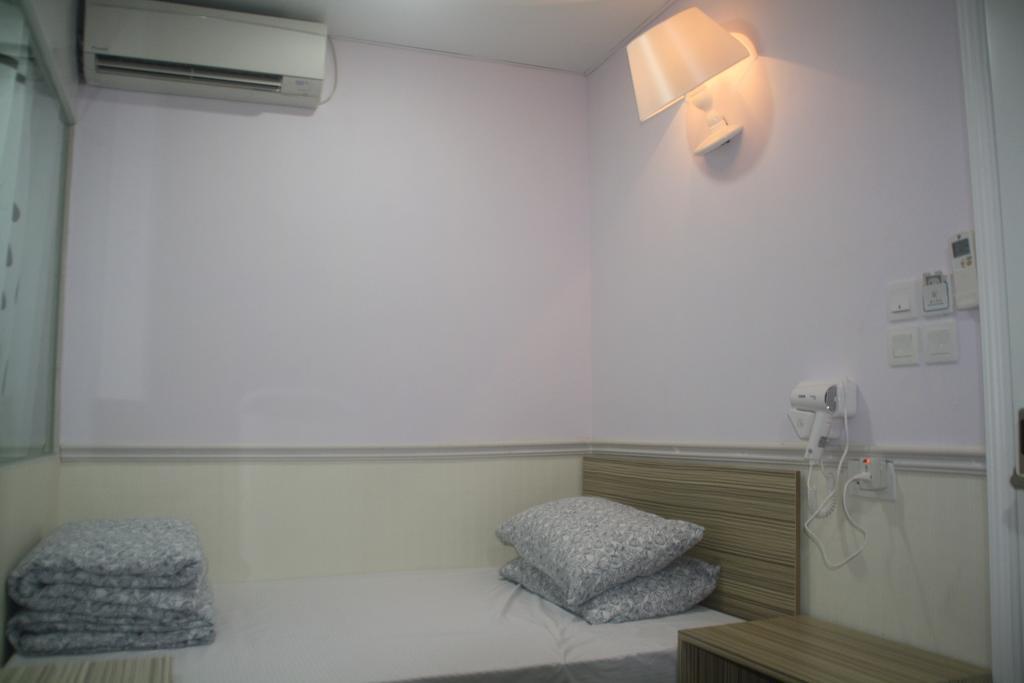 K & B Hostel Χονγκ Κονγκ Δωμάτιο φωτογραφία
