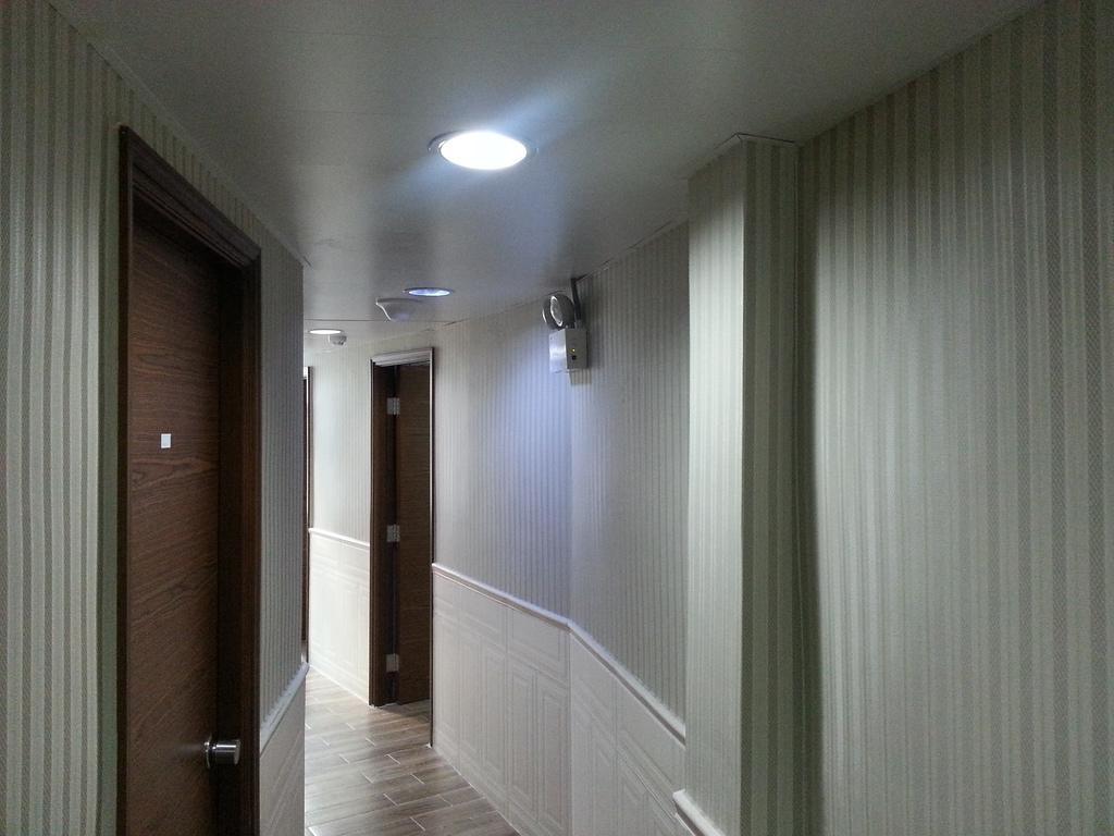K & B Hostel Χονγκ Κονγκ Εξωτερικό φωτογραφία